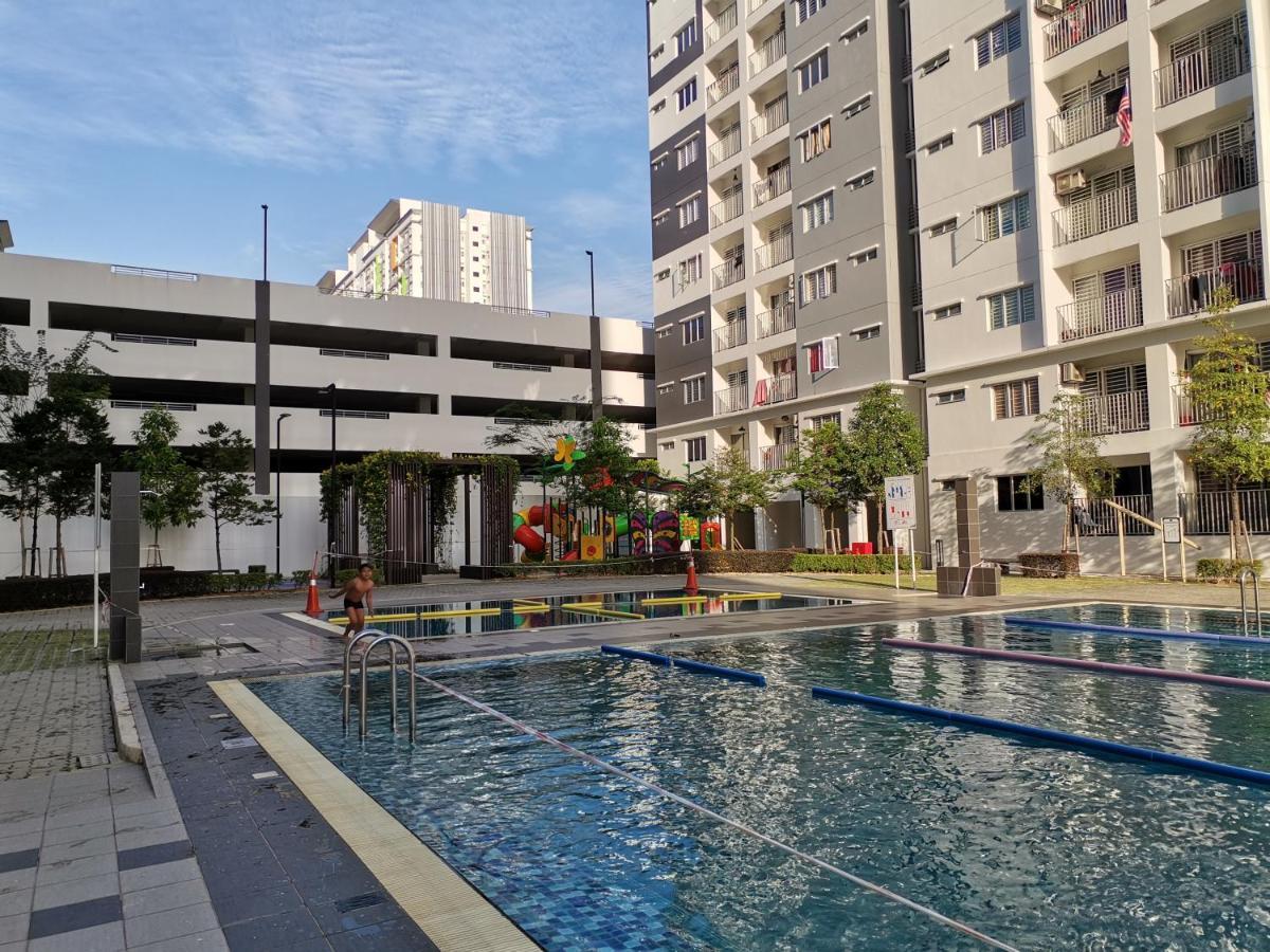 Rumah Sarah Semenyih Exteriör bild